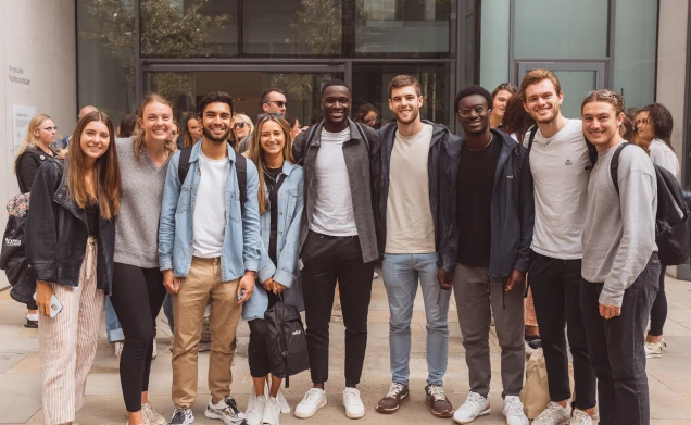 Étudiants lors d'une Journée Portes Ouvertes